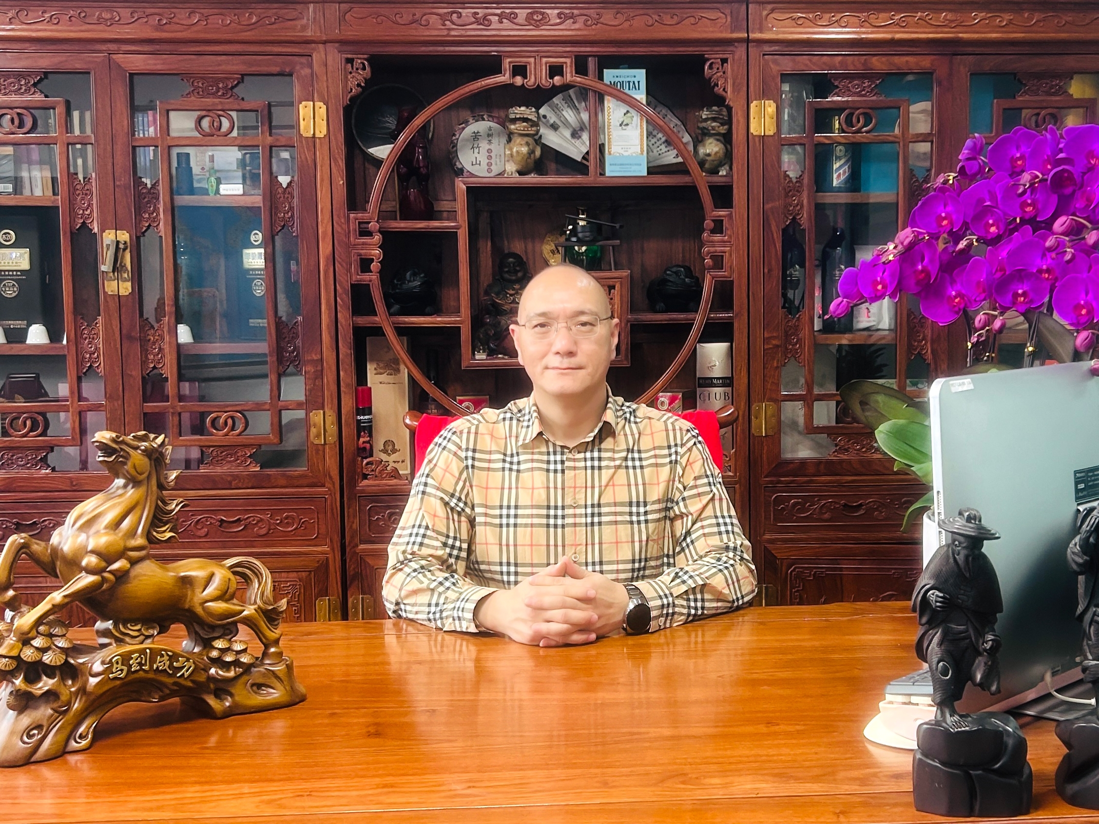 共创业 同发展 共分享 —— Ggpoker官网集团首创人董事长方煌达颁发2026新年贺词